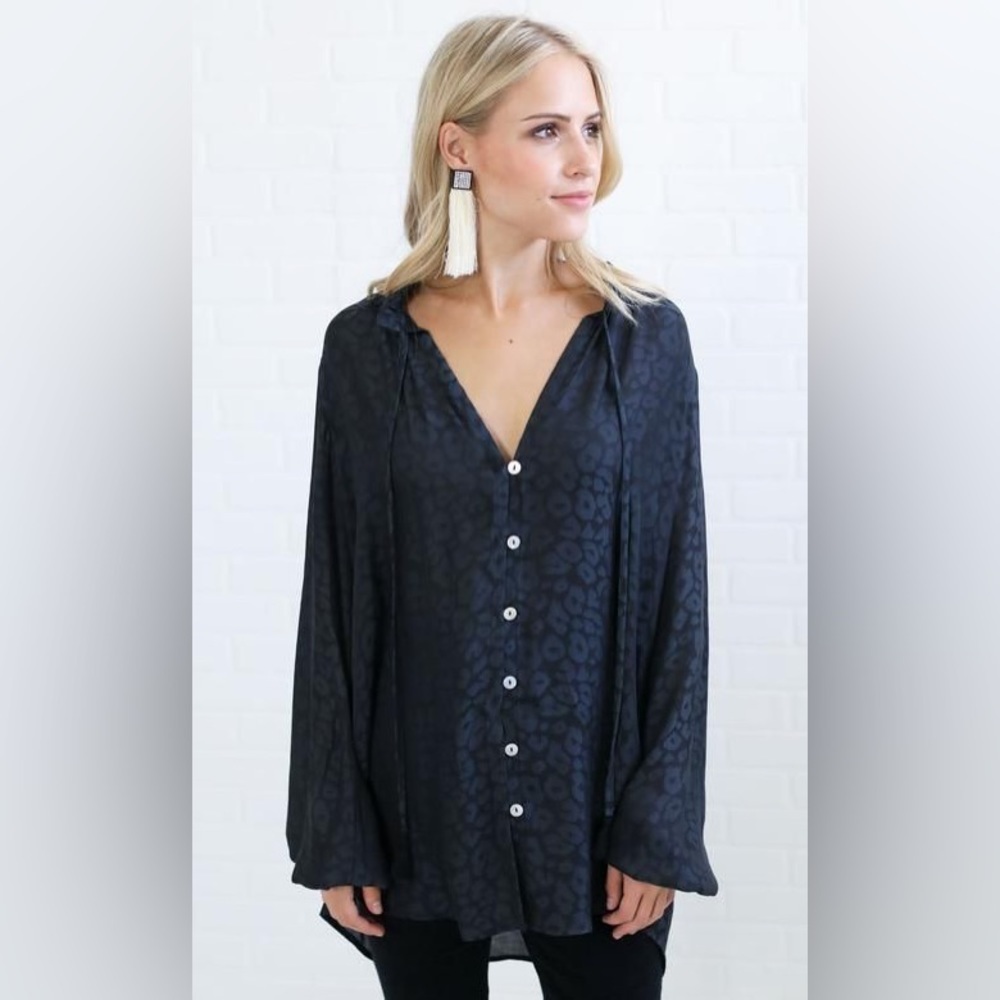 Show Me Your Mumu - Alicia Tunic Top - Picture 7 of 7